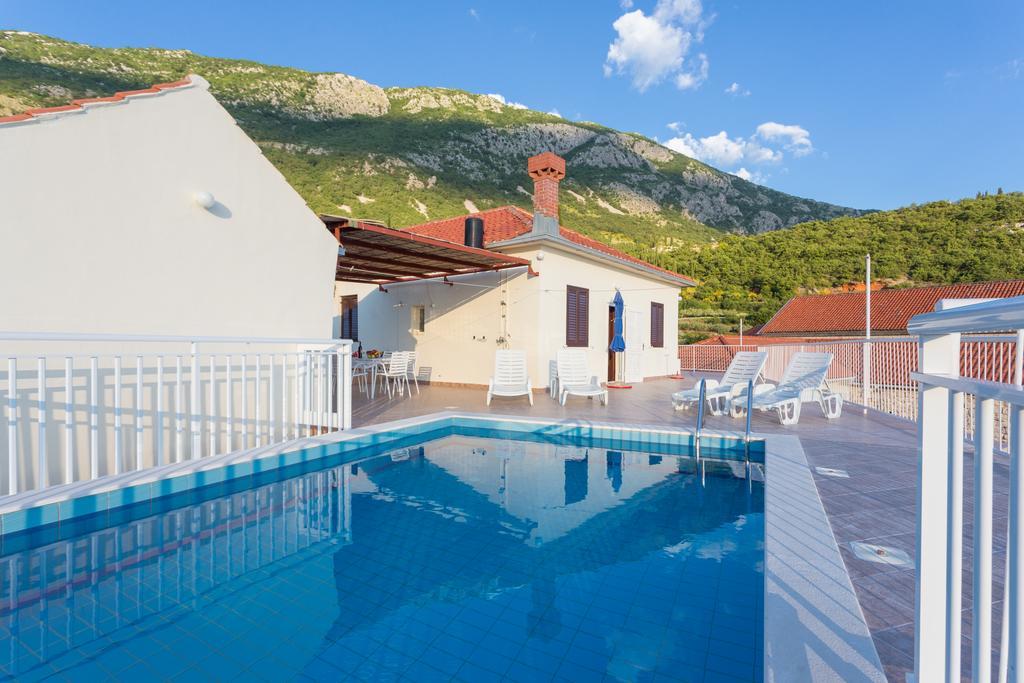 Holiday Home Urlovic Gruda Exterior photo