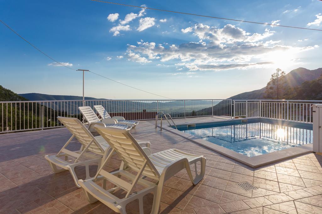 Holiday Home Urlovic Gruda Exterior photo