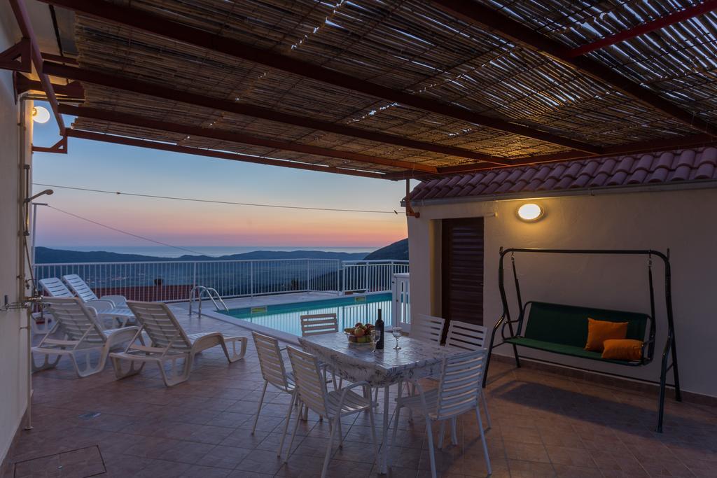Holiday Home Urlovic Gruda Exterior photo