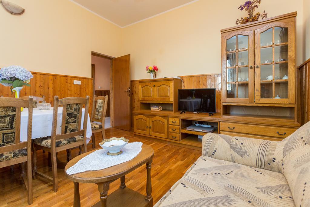 Holiday Home Urlovic Gruda Exterior photo